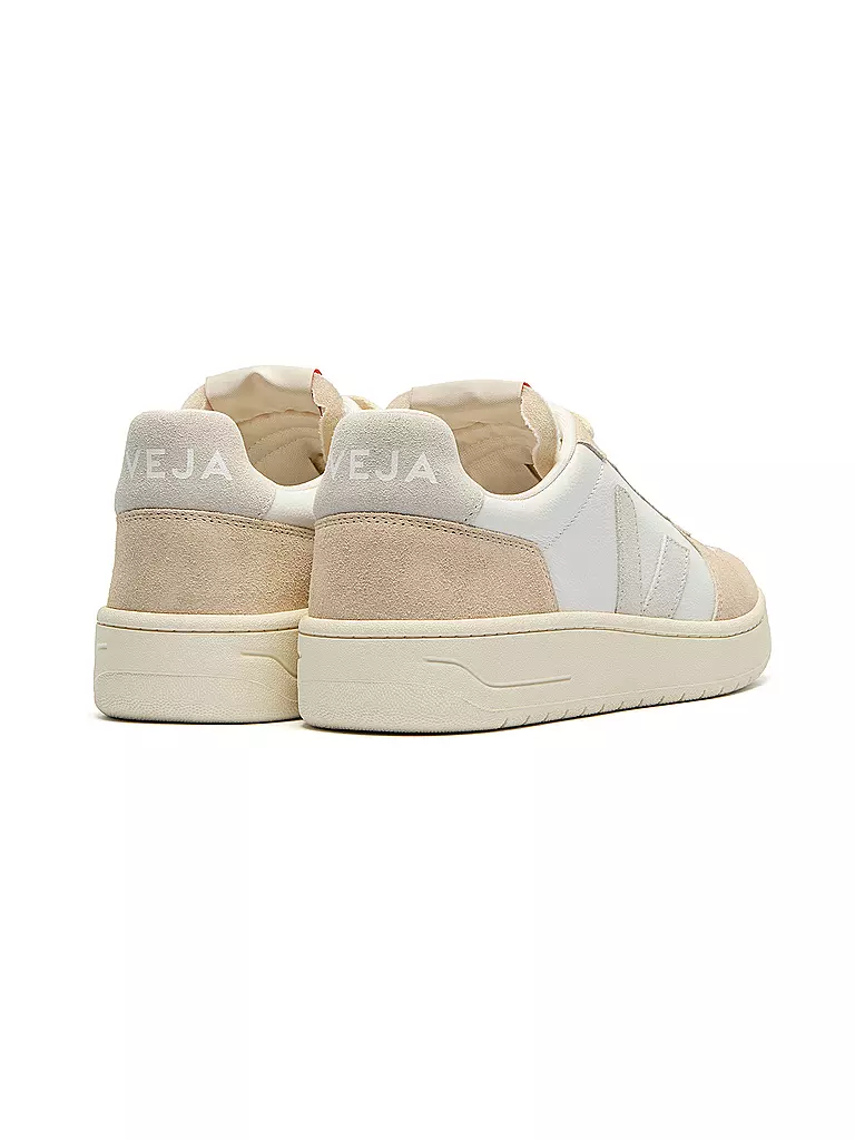 VEJA | Sneaker V-82 | creme
