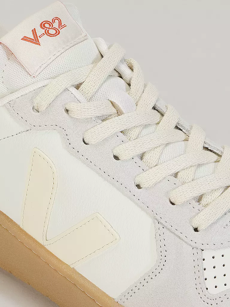 VEJA | Sneaker V-82 | weiss