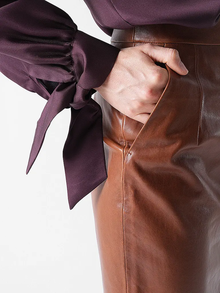 WEEKEND MAX MARA | Lederrock PAPAILE | 