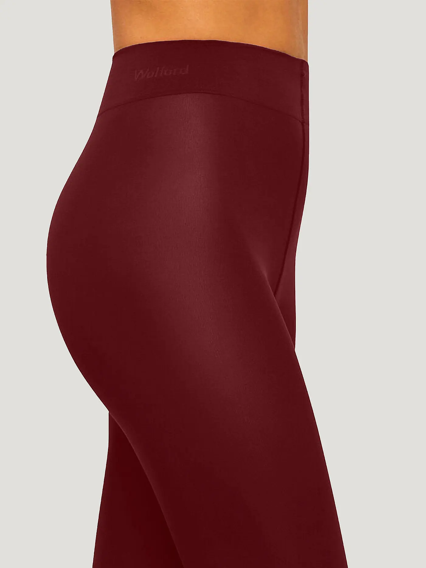 WOLFORD | Feinstrumpfhose VELVET 66 DEN midnight red | dunkelrot