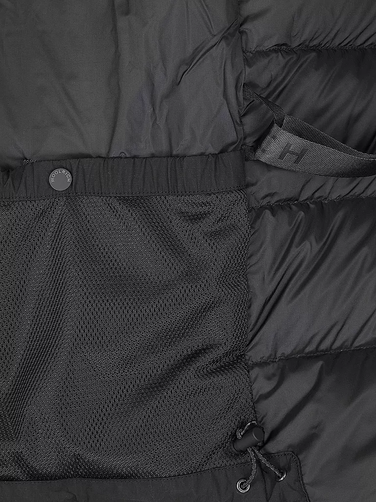 WOOLRICH | Daunenjacke Teton | schwarz