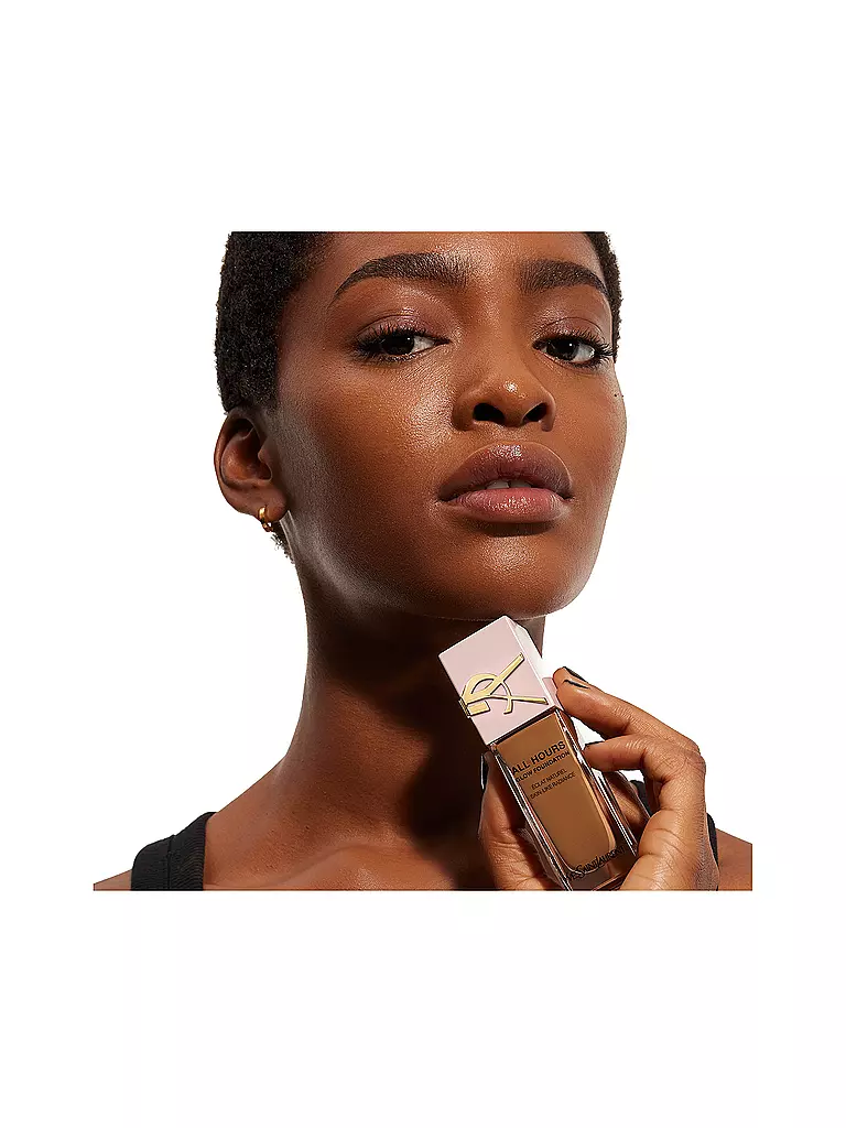 YVES SAINT LAURENT | All Hours Glow Foundation DN3 | camel