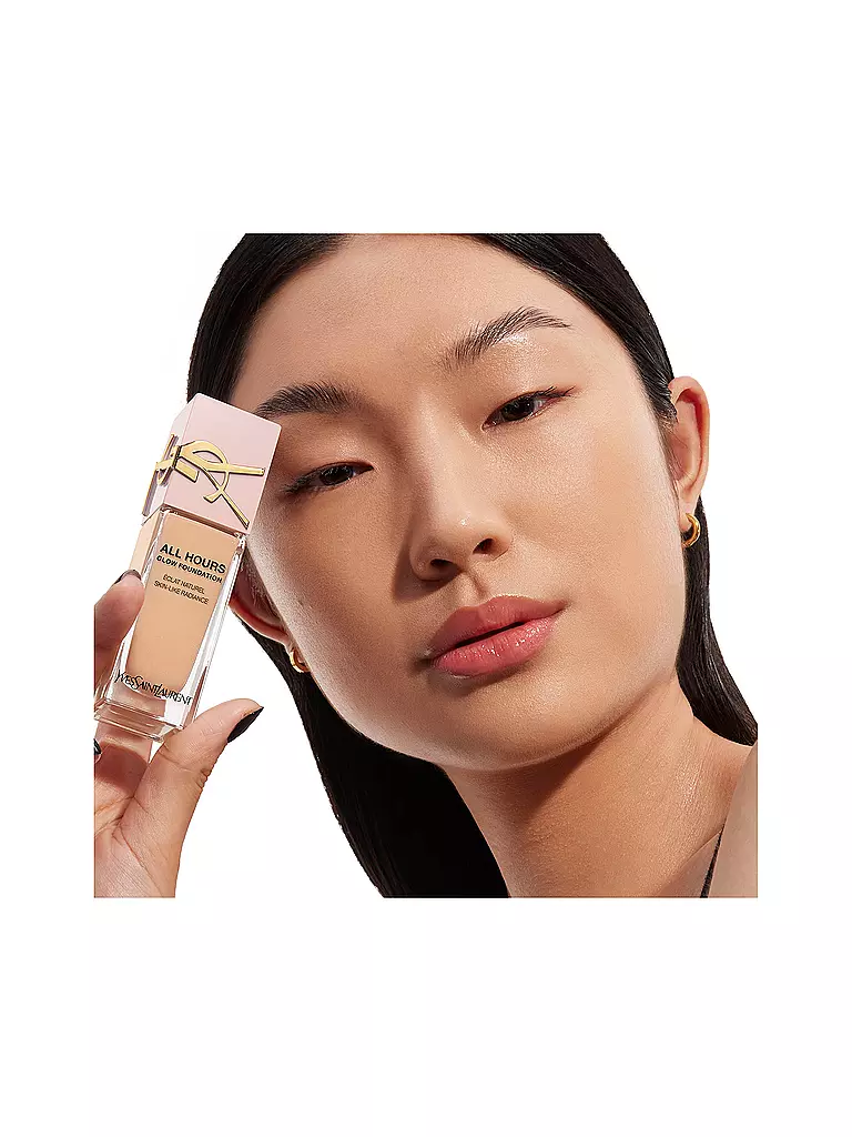 YVES SAINT LAURENT | All Hours Glow Foundation LN8 | camel