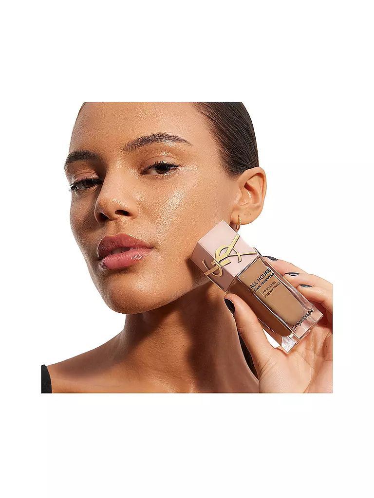 YVES SAINT LAURENT | All Hours Glow Foundation MN10 | hellbraun