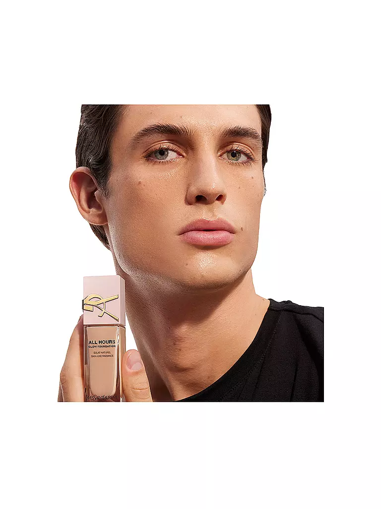YVES SAINT LAURENT | All Hours Glow Foundation MN5 | hellbraun