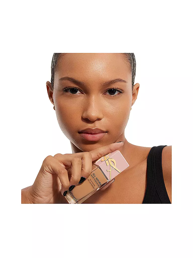 YVES SAINT LAURENT | All Hours Glow Foundation MW8 | hellbraun