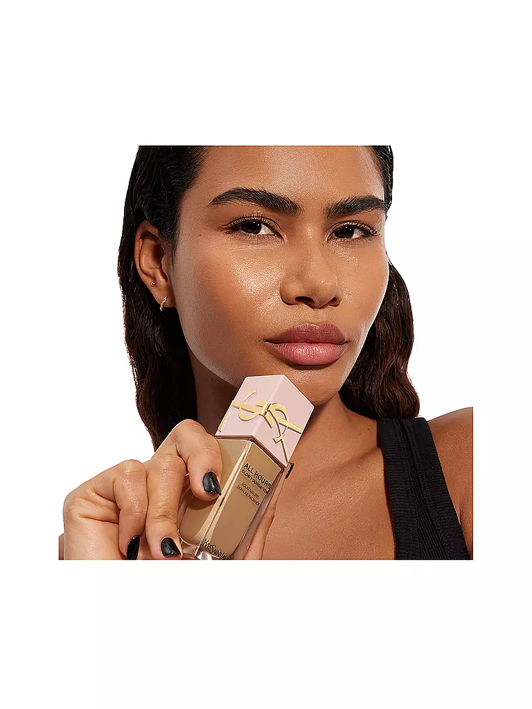 YVES SAINT LAURENT | All Hours Glow Foundation MW9 | hellbraun